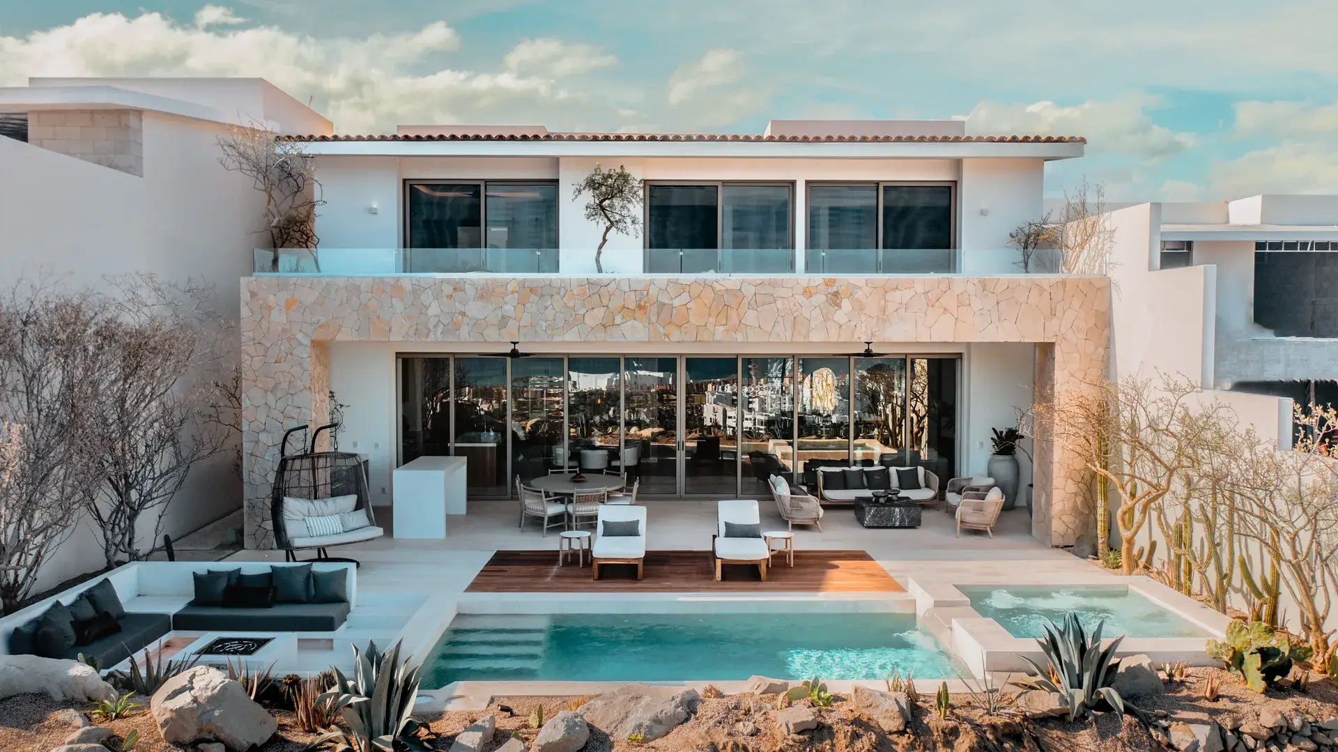 Exclusive Oceanfront Palmilla Homes For Sale