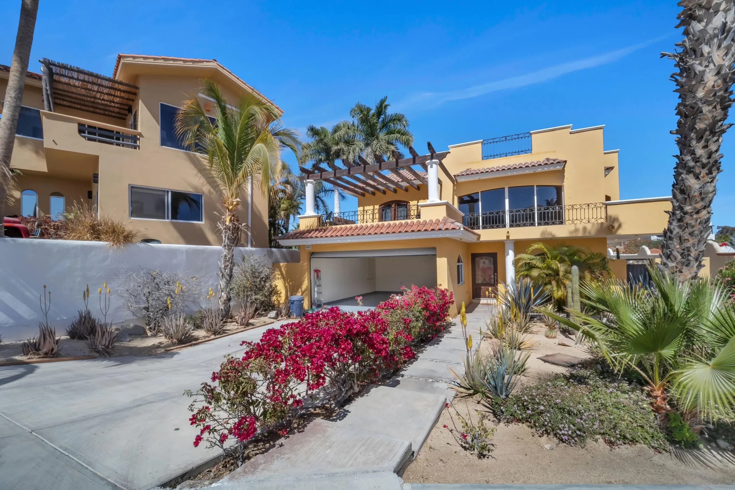 Community Homes in Palmilla