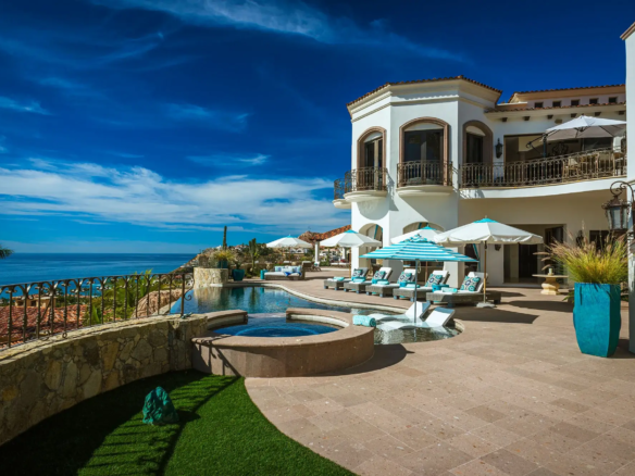 Luxury Estates Villas in Palmilla
