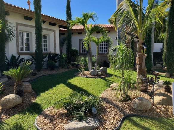 Palmilla Villas Del Mar Located in a prime position with the best – 11 Palmilla Estates, San Jose Corridor, BS