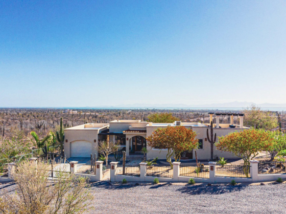Palmilla Pedregal Csl BEST VALUE HOME IN PEDREGAL. Positioned high in the prestigious gated community, Casa Nido del Mar captures the essence of luxury coastal living with sweeping Pacific Ocean – 49 Calle Vista Mar, La Paz, BS