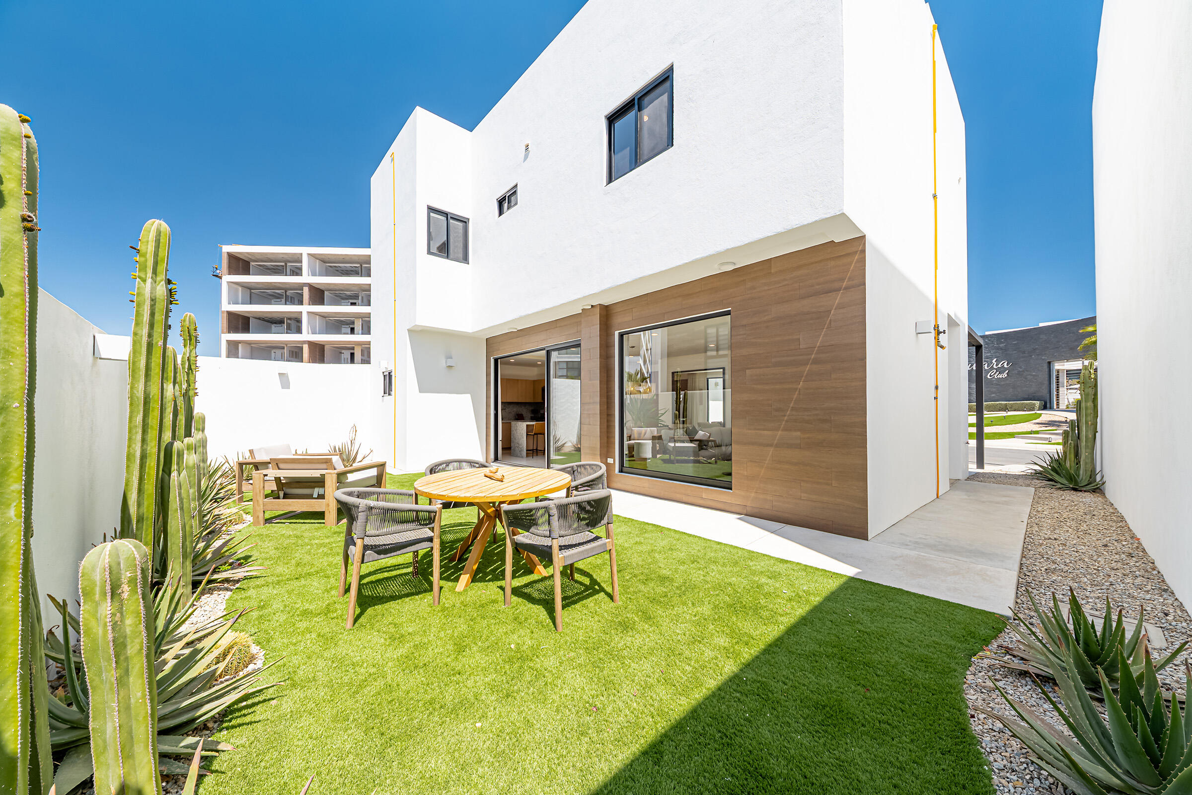 Palmilla El Tule-Inland:General Pre-construction residence in Rancho Los Tules, Los Cabos. Features 4 bedrooms, each with a full bathroom and walk-in closet, offering privacy and comfort. Enjoy ocean for sale
