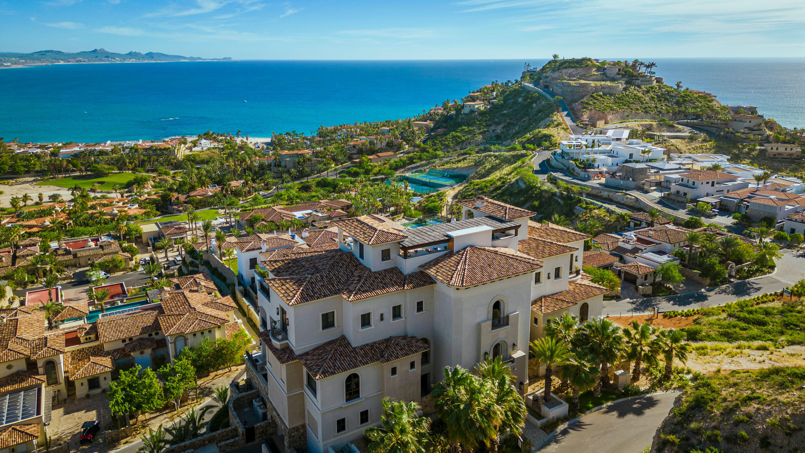 Palmilla Espiritu Del Mar Like-new and impeccably maintained, this contemporary Ledges residence offers effortless, low-maintenance living with high-end finishes and a refined modern furniture package. Enjoy expansive ocean for sale