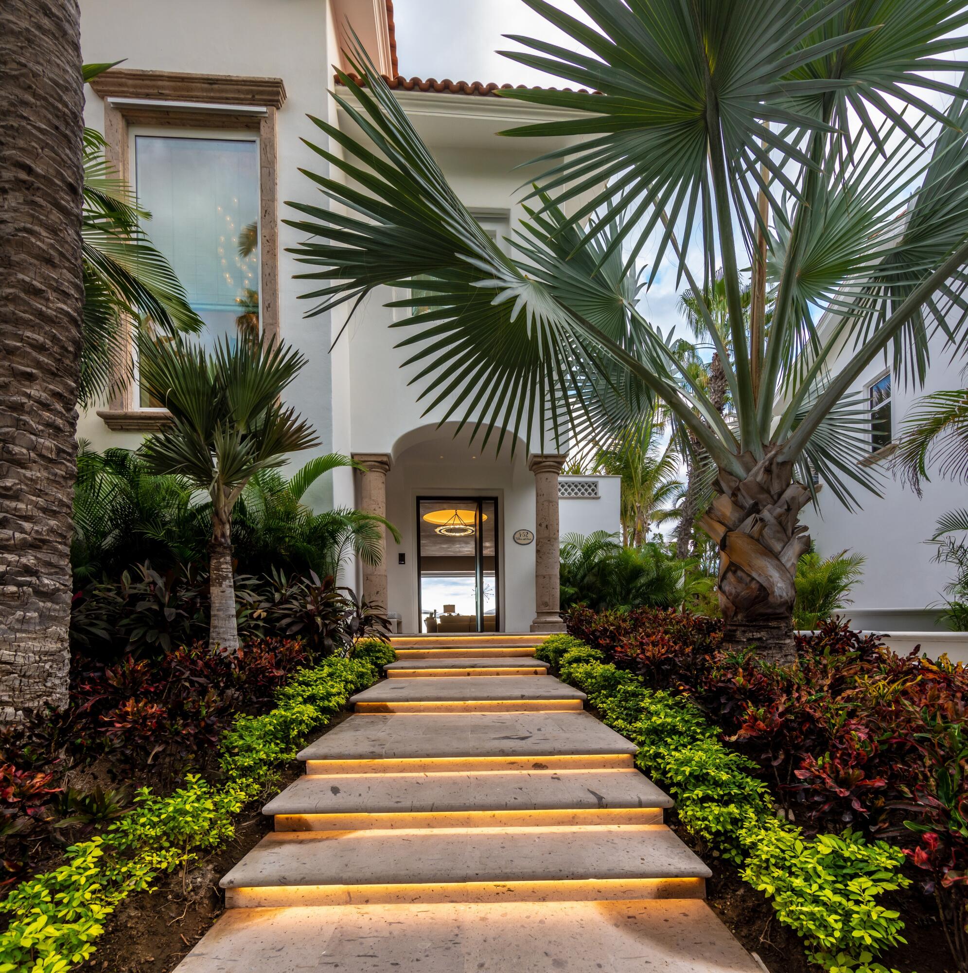 Palmilla Villas Del Mar Located in a prime position with the best for sale